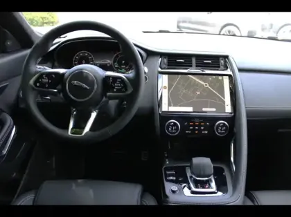 Photo 28 Jaguar E-Pace  P300e PHEV 309ch R-Dynamic HSE