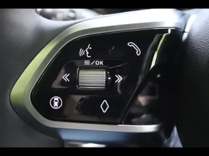 Photo 29 Jaguar E-Pace  P300e PHEV 309ch R-Dynamic HSE