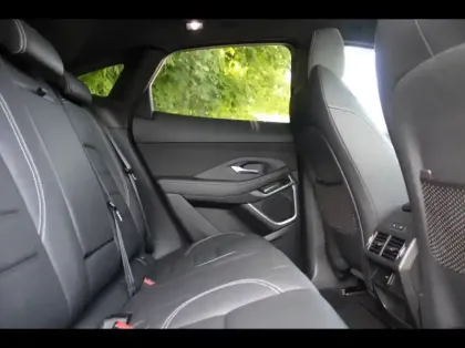 Photo 23 Jaguar E-Pace  P300e PHEV 309ch R-Dynamic HSE