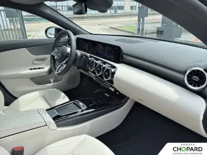 Photo 41 Mercedes CLA  Shooting Brake 250 e 8G-DCT