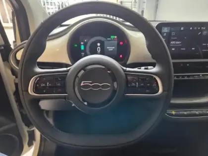 Photo 27 Fiat 500  e 95ch