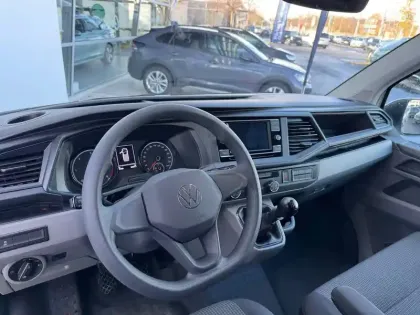 Photo 12 Volkswagen Transporter  6.1 VAN L1H1 2.0 TDI 110 BVM5