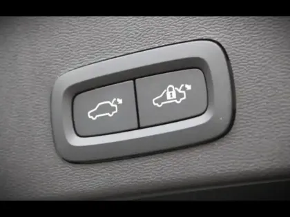 Photo 21 Volvo Xc40  T4 Recharge 129 + 82ch Plus DCT 7