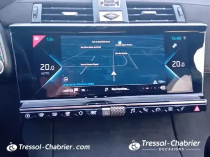 Photo 21 DS DS 7 DS7 Crossback Hybride E-Tense 300 EAT8 4x4 Performance Line+