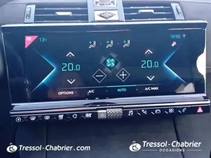 Photo 12 DS DS 7 DS7 Crossback Hybride E-Tense 300 EAT8 4x4 Performance Line+