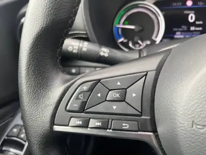 Photo 32 Nissan Juke  HYBRID 143