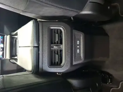 Photo 33 Renault Austral  mild hybrid 160 auto