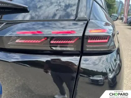 Photo 73 Peugeot 2008  Hybrid 136 e-DCS6