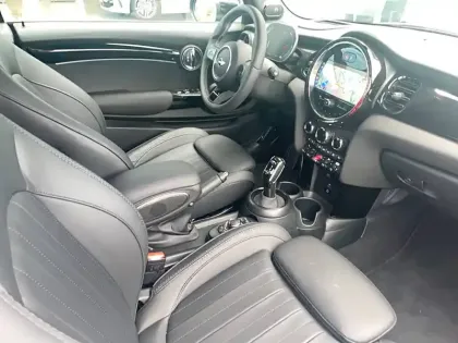 Photo 49 Mini Mini Cabriolet Cooper S 178 ch BVA7