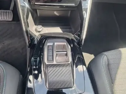 Photo 13 Peugeot 208  PureTech 100 S&S EAT8