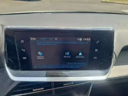 Photo 17 Peugeot 208  PureTech 100 S&S EAT8