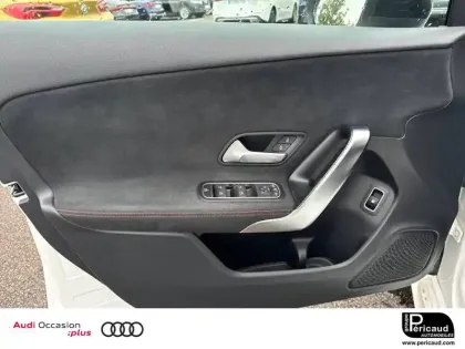 Photo 8 Mercedes Classe A  250 e 8G-DCT