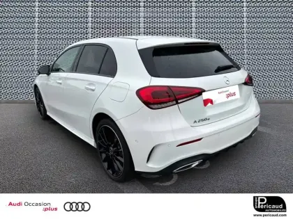 Photo 2 Mercedes Classe A  250 e 8G-DCT