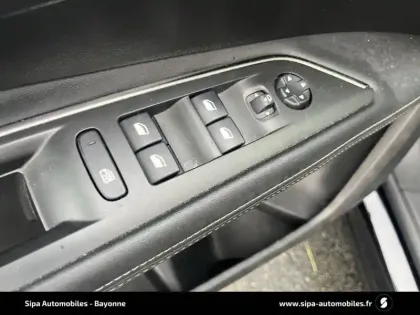 Photo 77 Peugeot 3008  Puretech 130ch S&S EAT8