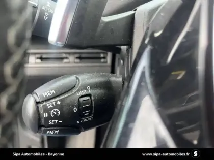 Photo 130 Peugeot 3008  Puretech 130ch S&S EAT8