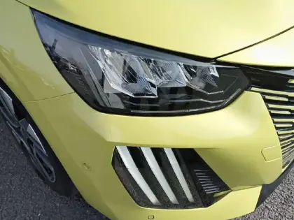 Photo 15 Peugeot 208  PureTech 100 S&S BVM6