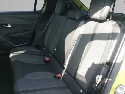 Photo 37 Peugeot 208  PureTech 100 S&S BVM6