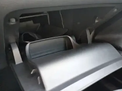 Photo 23 Peugeot 208  PureTech 100 S&S BVM6