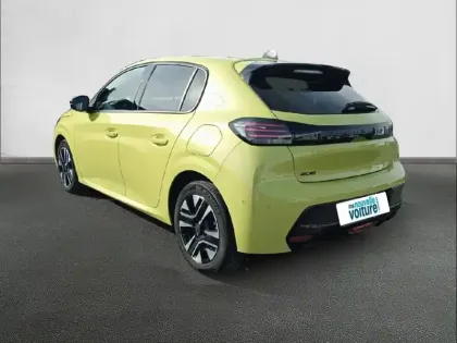 Photo 32 Peugeot 208  PureTech 100 S&S BVM6