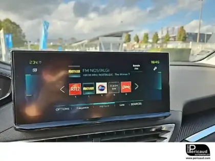 Photo 36 Peugeot 3008  Hybrid 225 e-EAT8