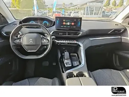 Photo 28 Peugeot 3008  Hybrid 225 e-EAT8