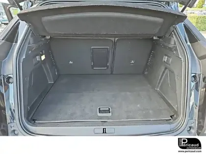 Photo 32 Peugeot 3008  Hybrid 225 e-EAT8