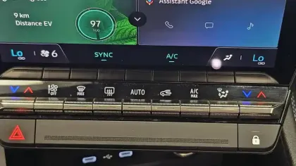 Photo 38 Renault Espace  E-Tech hybrid 200