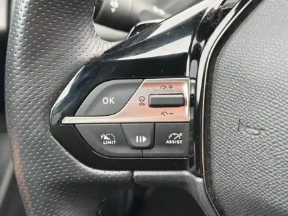 Photo 17 Peugeot 308  SW PureTech 130ch S&S EAT8