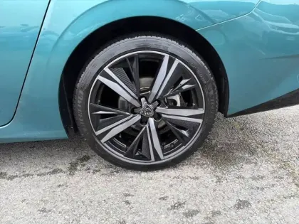 Photo 12 Peugeot 308  SW PureTech 130ch S&S EAT8