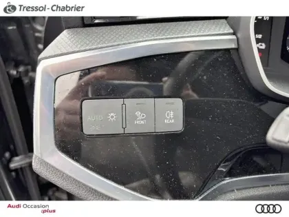 Photo 12 Audi Q3  45 TFSIe 245 ch S tronic 6 S line