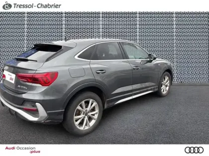 Photo 27 Audi Q3  45 TFSIe 245 ch S tronic 6 S line