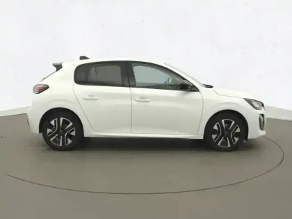 Photo 23 Peugeot 208  Hybrid 100 e-DCS6