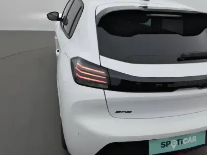 Photo 36 Peugeot 208  Hybrid 100 e-DCS6