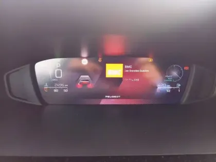 Photo 31 Peugeot 308  Hybrid 136 e-DCS6