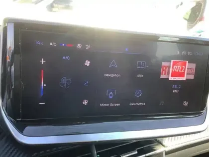 Photo 18 Peugeot 208  PURETECH 75 S&S BVM5