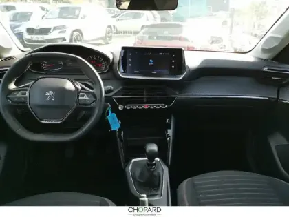 Photo 41 Peugeot 208  PureTech 100 S&S BVM6
