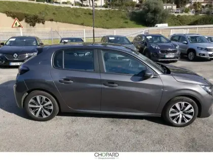 Photo 20 Peugeot 208  PureTech 100 S&S BVM6