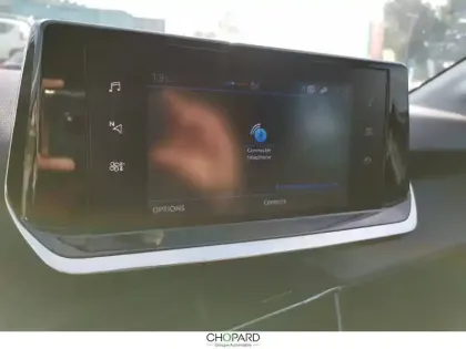 Photo 46 Peugeot 208  PureTech 100 S&S BVM6