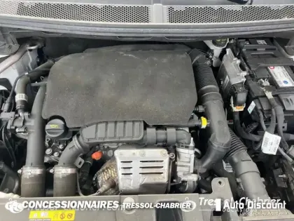 Photo 6 Peugeot 3008  1.2 Puretech 130ch S&S EAT6 Allure