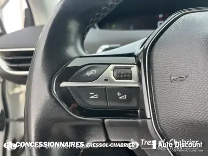 Photo 12 Peugeot 3008  1.2 Puretech 130ch S&S EAT6 Allure