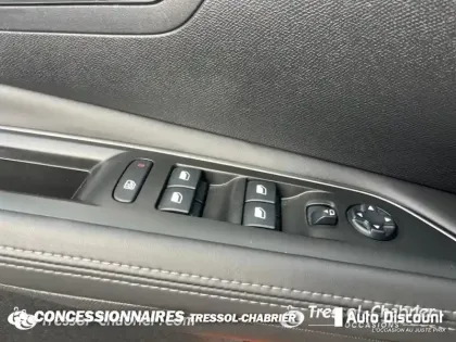 Photo 13 Peugeot 3008  1.2 Puretech 130ch S&S EAT6 Allure