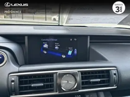 Photo 14 Lexus Is  300h Pack Business Euro6d-T