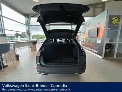 Photo 26 Volkswagen Golf Gén. VIII Ph2 Style 5