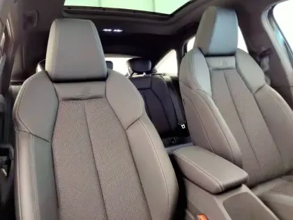 Photo 21 Audi Q4  e-tron Sportback 45 285 ch 82 kWh