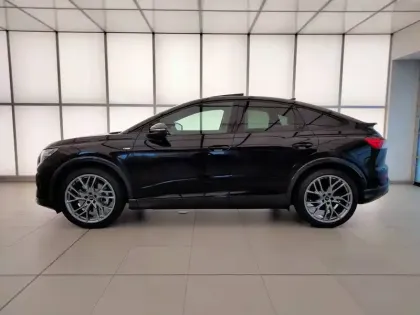 Photo 15 Audi Q4  e-tron Sportback 45 285 ch 82 kWh