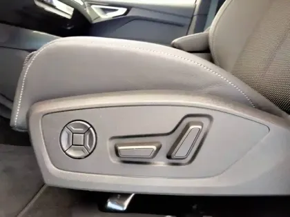 Photo 17 Audi Q4  e-tron Sportback 45 285 ch 82 kWh