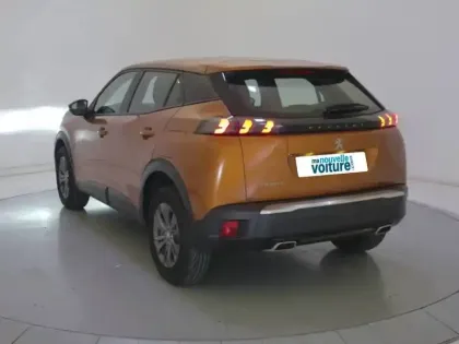 Photo 26 Peugeot 2008  PureTech 130 S&S BVM6