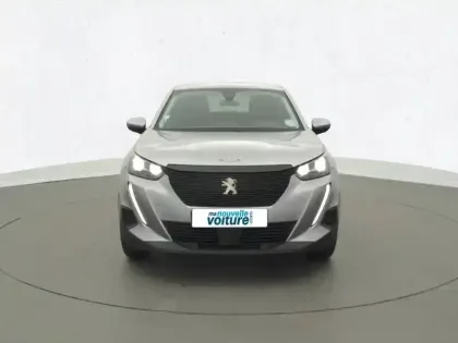 Photo 16 Peugeot 2008  PureTech 130 S&S BVM6