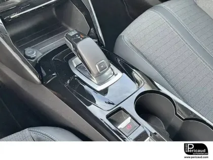 Photo 53 Peugeot 2008  PureTech 130 S&S EAT8