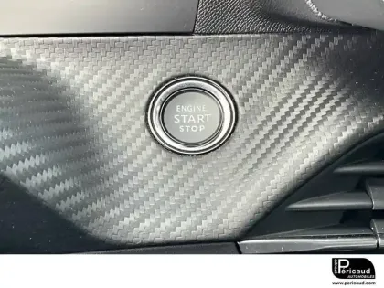 Photo 46 Peugeot 2008  PureTech 130 S&S EAT8